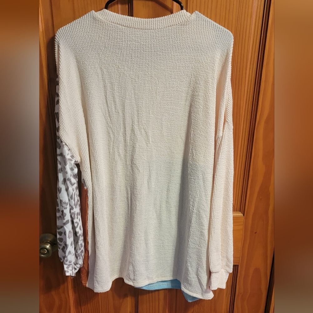 Women's Mixed Media Long Sleeve Top. BRAND NEW. Size 1xl - Picture 2 of 3